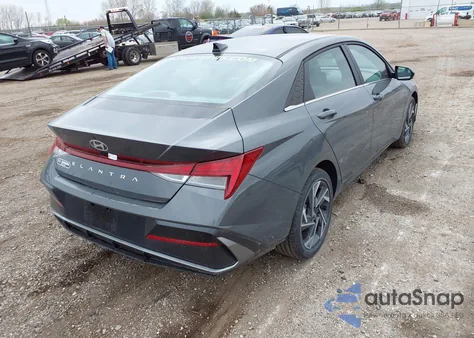 2025 Hyundai Elantra Sel Convenience z USA, uszkodzony, nr VIN KMHLS4DG3SU900310